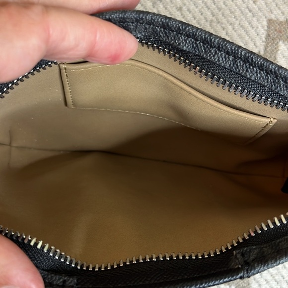 Michael Michael Kors Women's Silver Jet Set Fanny Pack Belt Bag, L/XL - Picture 8 of 14